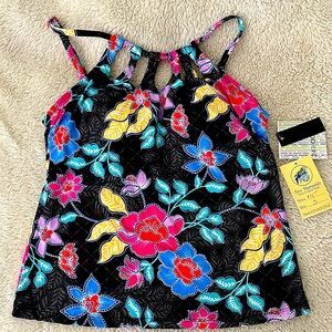 NWT TANKINI TOP WITH BUILT IN BRA